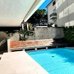 Luxury Apartment Pool, Spa, Gym
